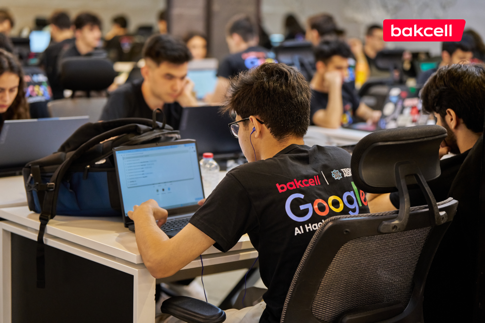 “Bakcell"in dəstəyi ilə "Google AI Hackathon" baş tutub - FOTOLAR